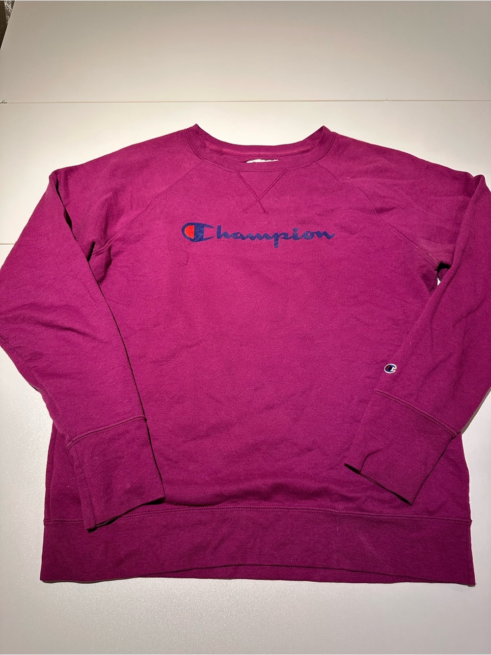 Champion Men's Crewneck Sweatshirt in Fuchsia